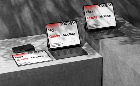 平板电脑键盘屏幕模型场景样机 (PSD)