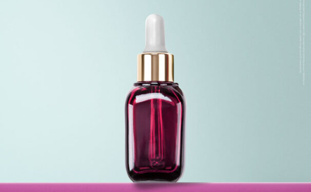 精华液护肤品广告海报设计模板 (psd)