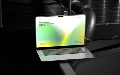 工业表面上的笔记本电脑显示屏模型